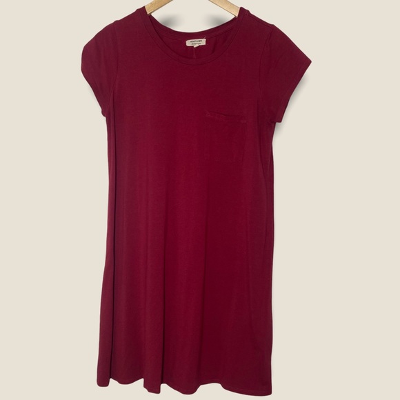 Heart & hips cranberry size large tunic or mini dress with front pocket - Picture 2 of 9